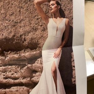 Wedding Dress (Kleinfelds - Mikaella)